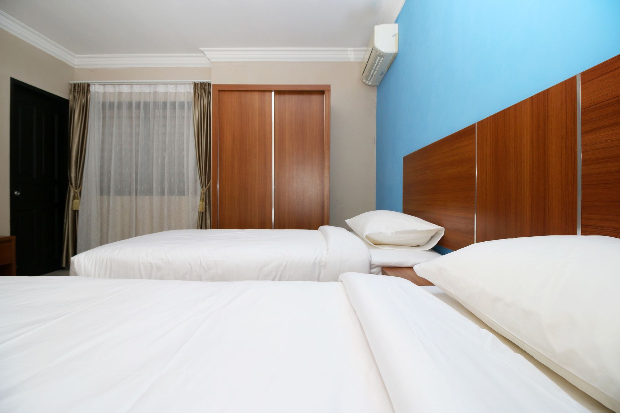 Safina Inn Syariah Sekupang Batam Esterno foto